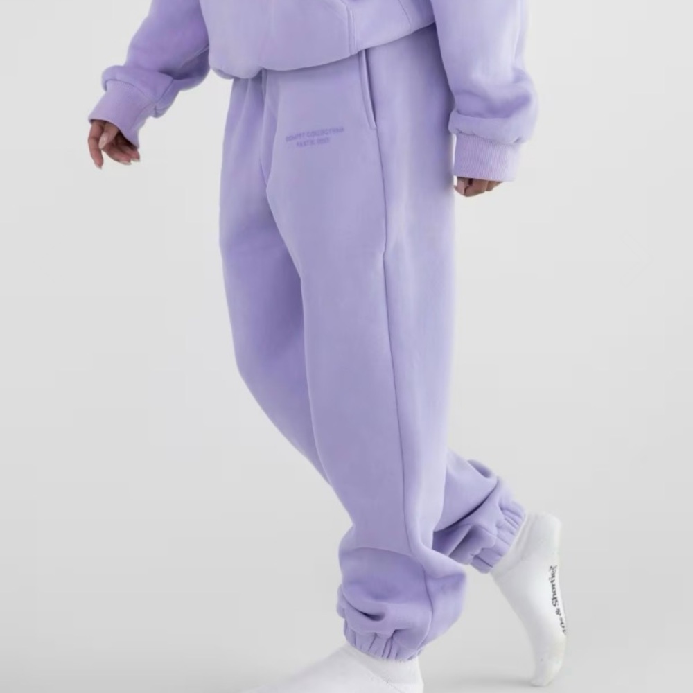 ✨HP✨NWOT comfrt pastel edit lavender sweatpants